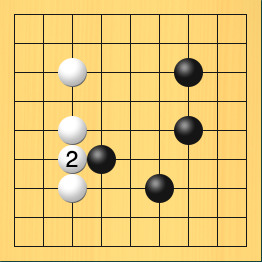 白がつないだ図。盤面図、黒7の3、黒7の5、黒6の7、黒4の6。白3の3、白3の5、白3の7。進行手順、2手目・白3の6