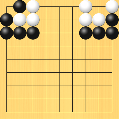 左うわ隅のコウの形。盤面図、黒2の1、黒1の2、黒1の3、黒2の3、黒3の3。白2の2、白3の2、白3の1。右うわ隅のコウの形。盤面図、黒7の3、黒8の3、黒9の3、黒9の2。白7の1、白7の2、白8の2、白9の1
